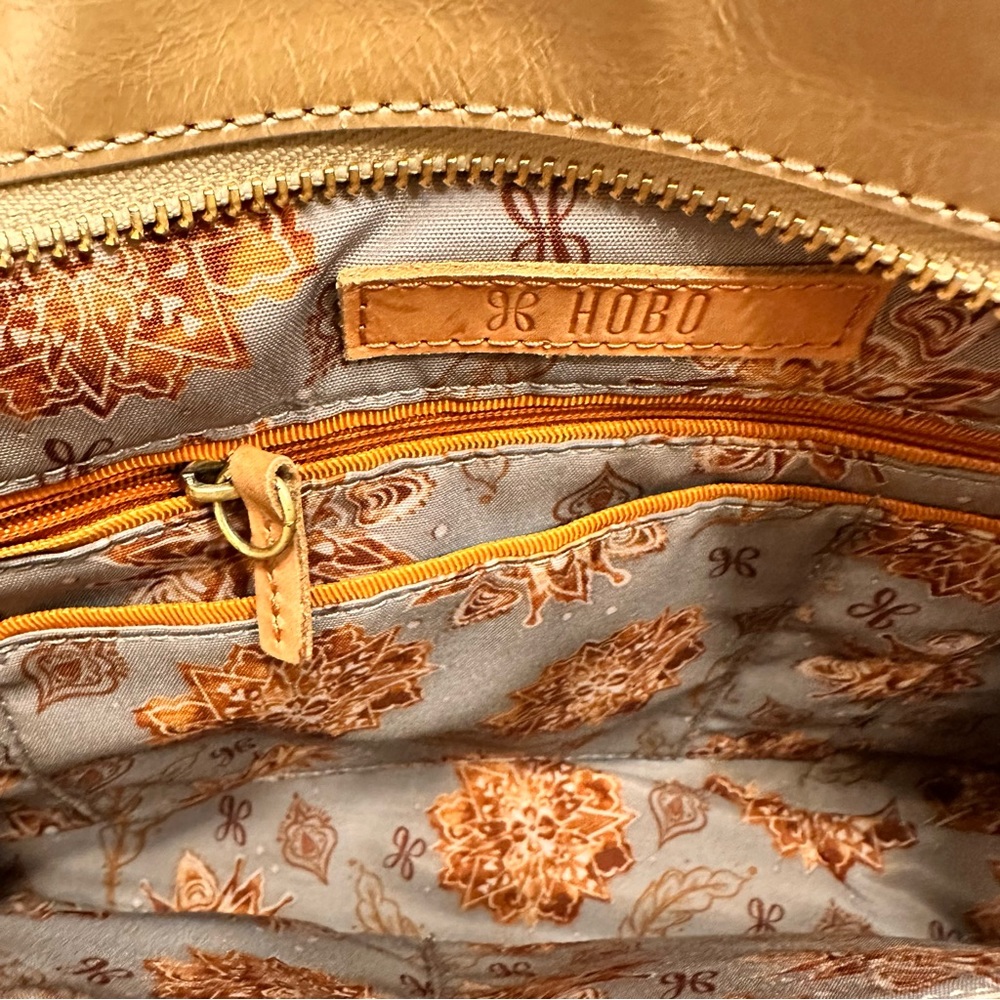 Gold leather HOBO shoulder bag - Picture 9 of 10